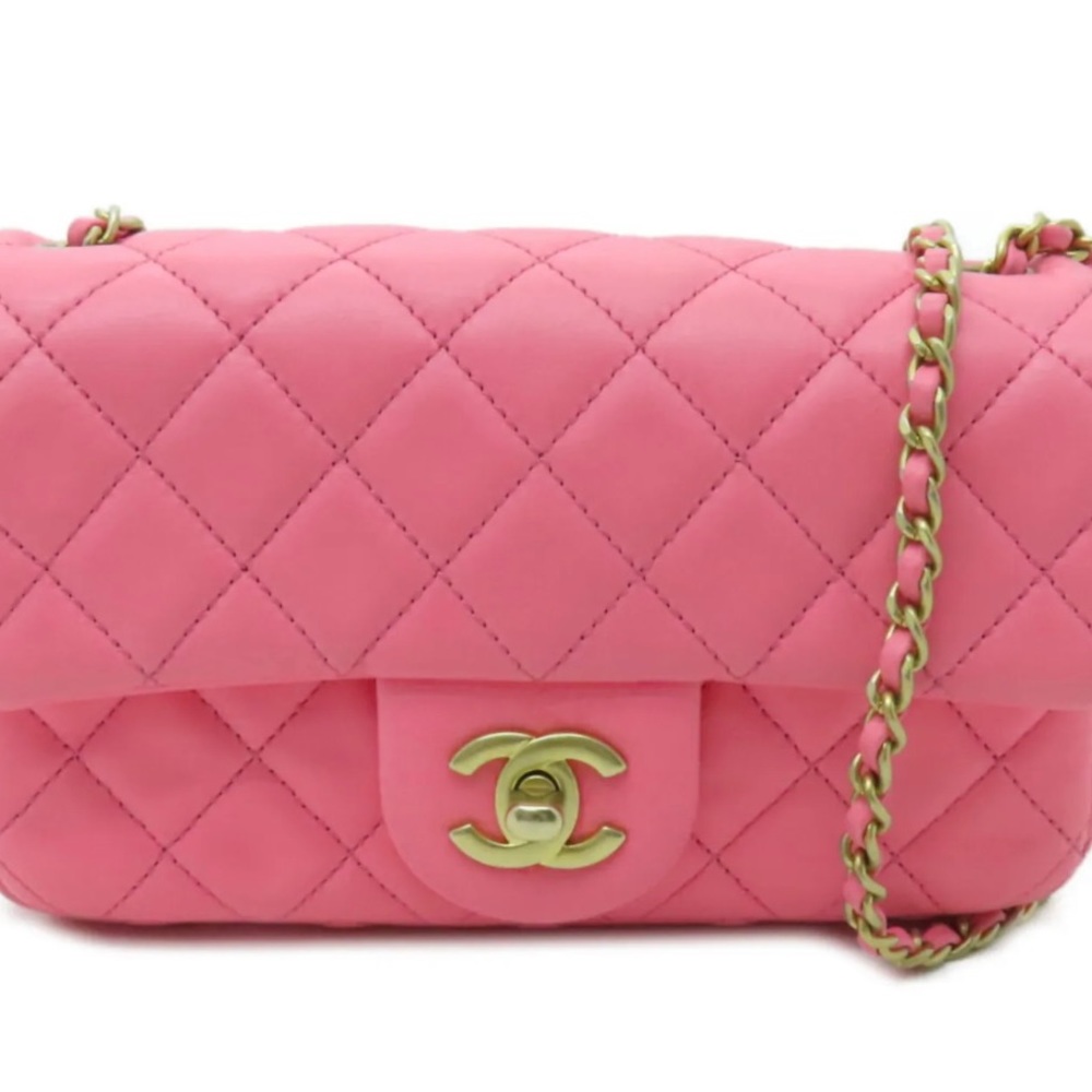 Stunning baby pink Chanel bag either cross body or shoulder bag